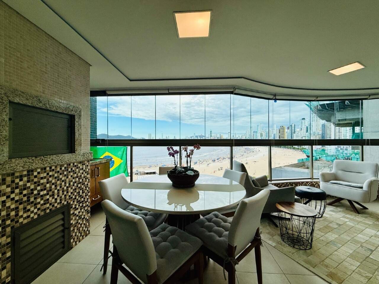 Apartamento no Arc de Triomphe Residence